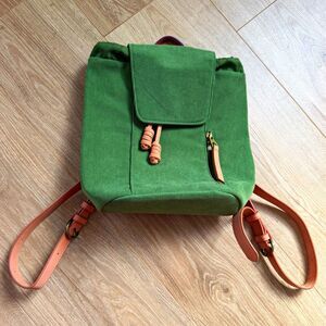 Universal Thread Small Green Drawstring Backpack w/ Faux Leather Trim, Pockets